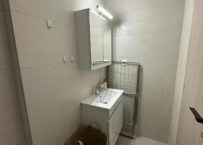 Loutraki's Hideaway , 2 Min Walk To